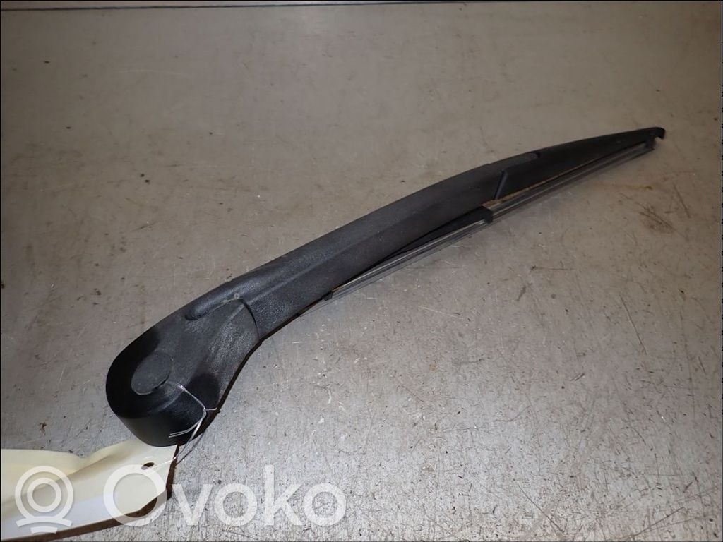 Renault Modus Ramię wycieraczki szyby tylnej 