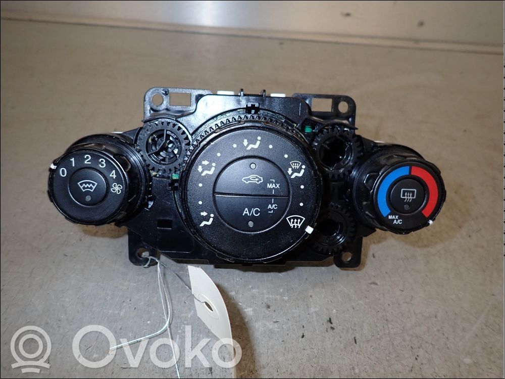 Ford Fiesta Climate control unit 
