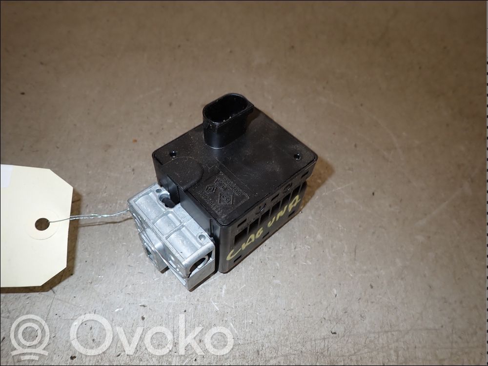 Renault Laguna III Steering wheel lock 