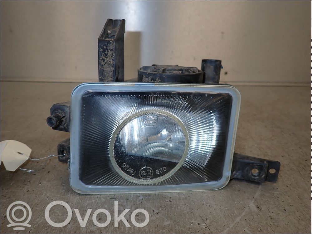 Opel Corsa C Etusumuvalo 