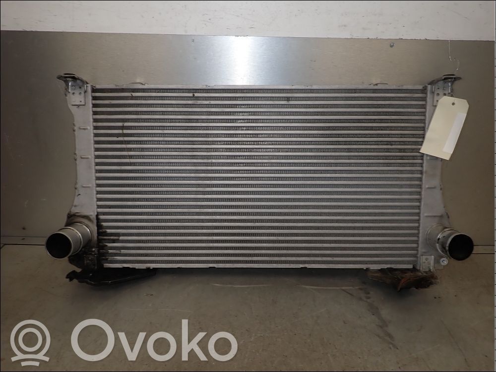 Toyota Avensis T270 Radiator intercooler 