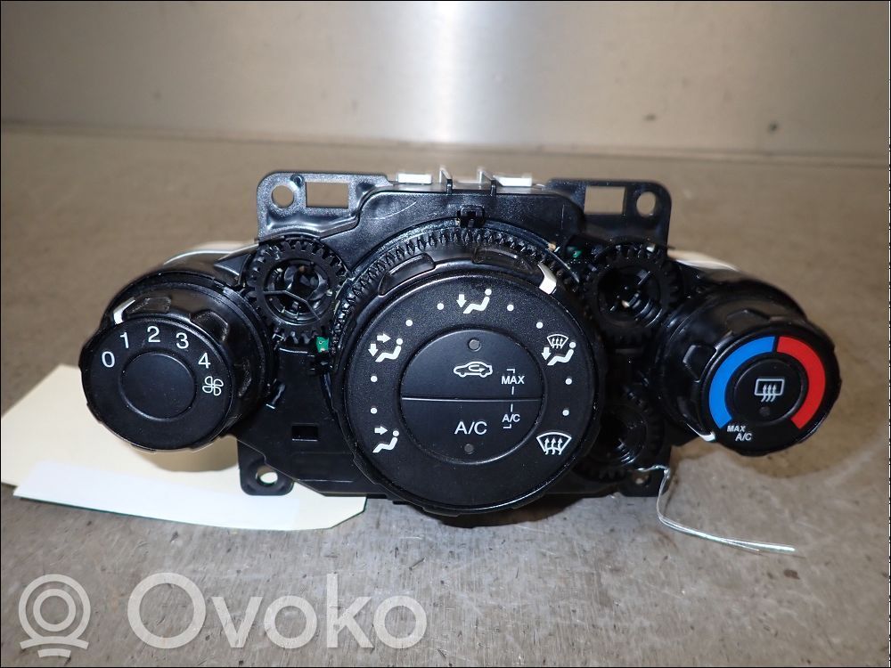 Ford Fiesta Climate control unit 