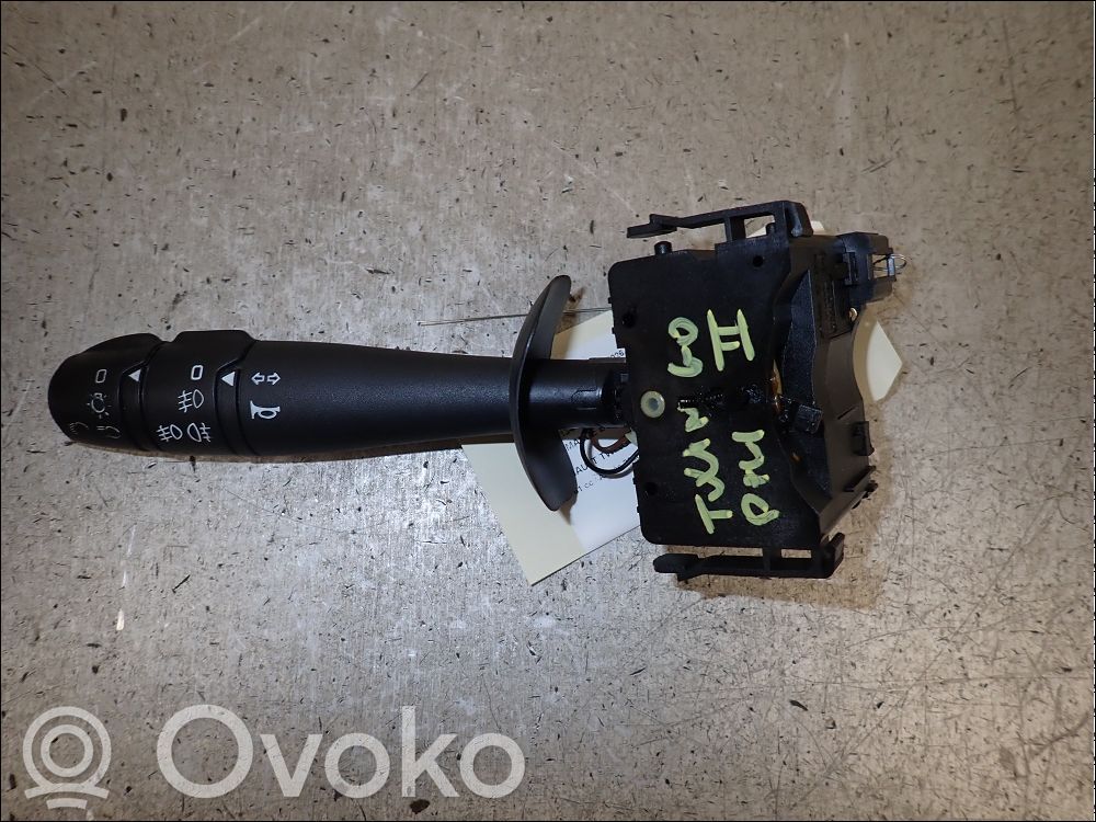 Renault Twingo II Indicator stalk 