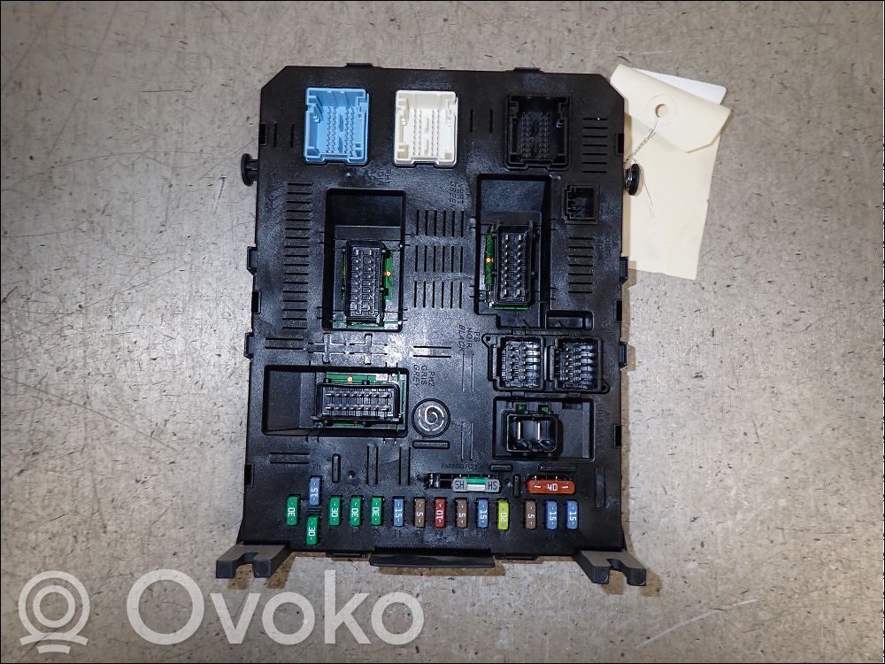 Peugeot 307 Módulo de fusible 