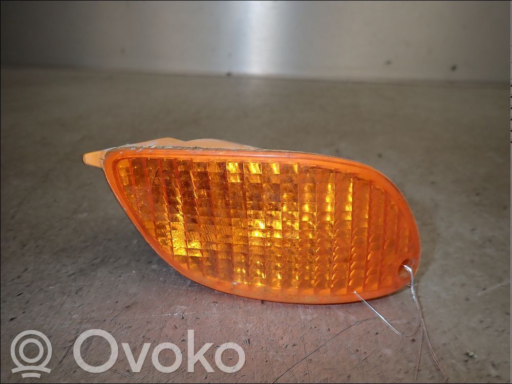 Ford Focus Front indicator light 