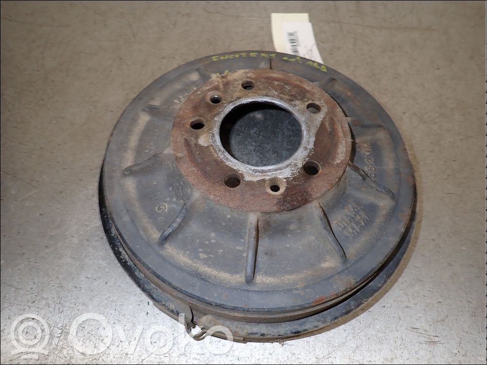Peugeot Expert Bremstrommel hinten 