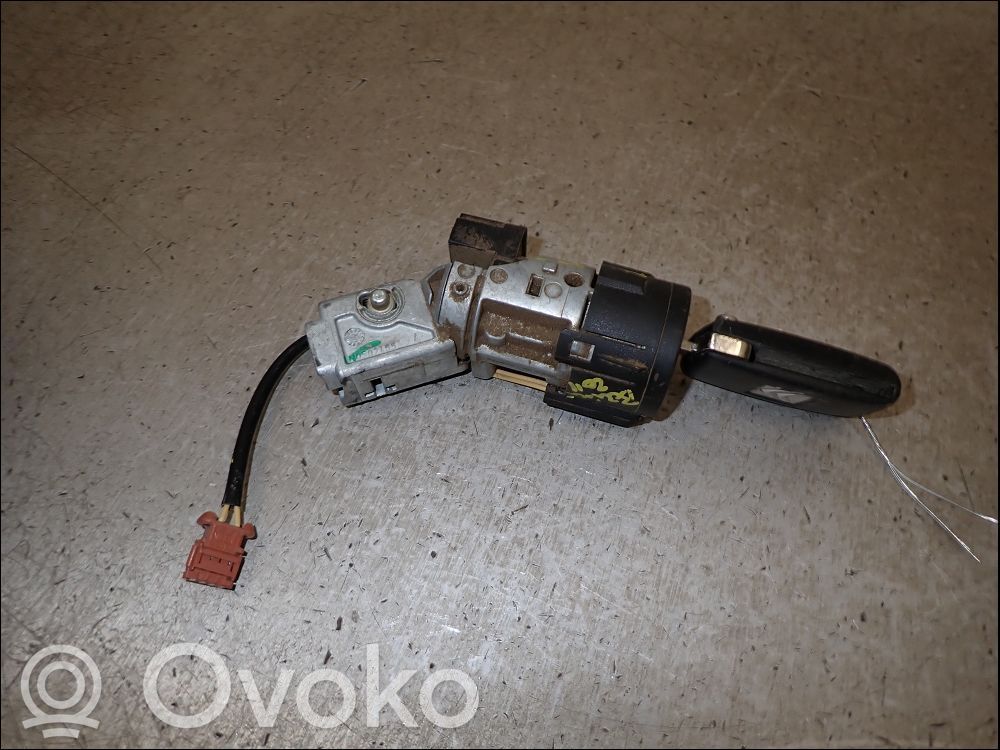 Citroen Berlingo Vairo užraktas 