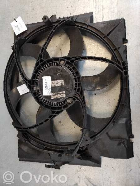 Elektrinis radiatorių ventiliatorius   16326937515