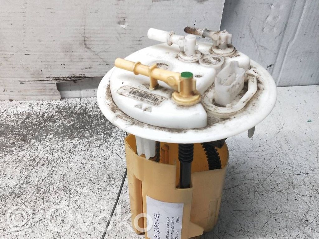 Citroen C4 II Picasso Bomba interna de combustible 