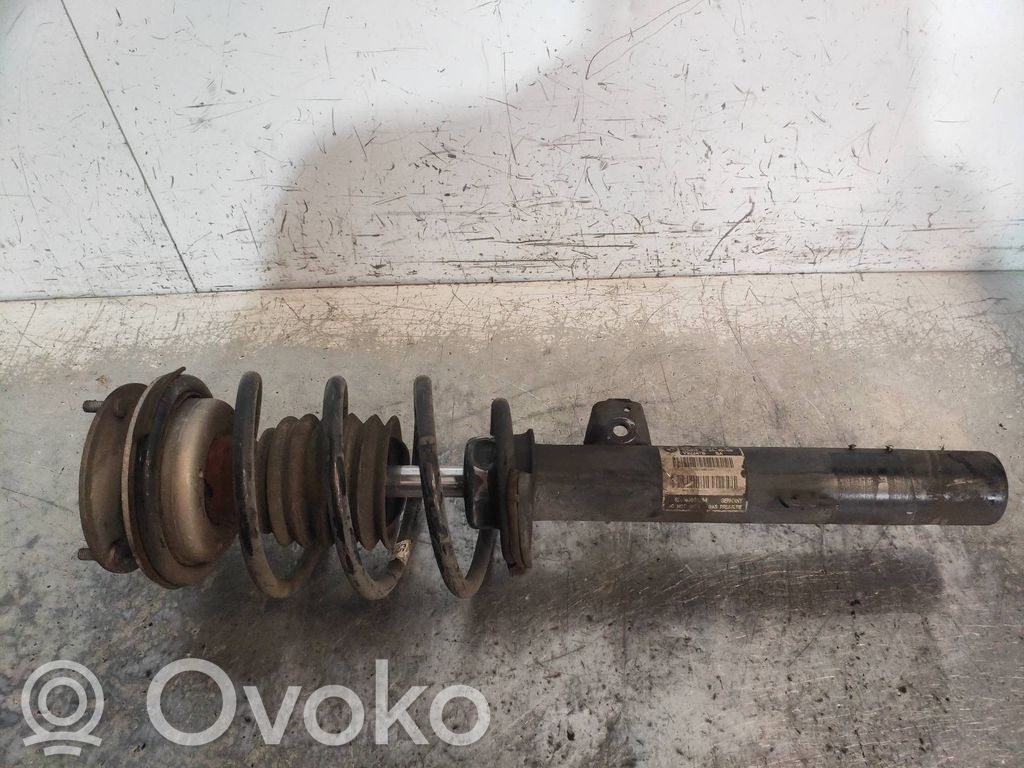 BMW 3 E90 E91 Priekšpusē amortizators ar atsperi 