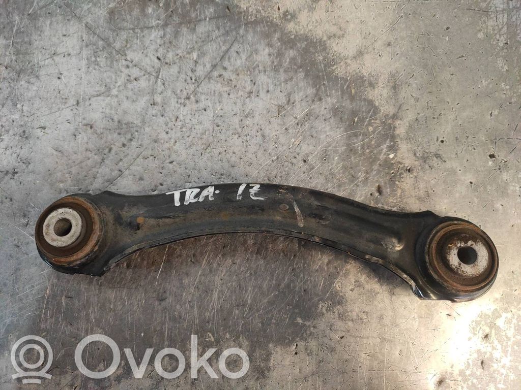 Rear control arm