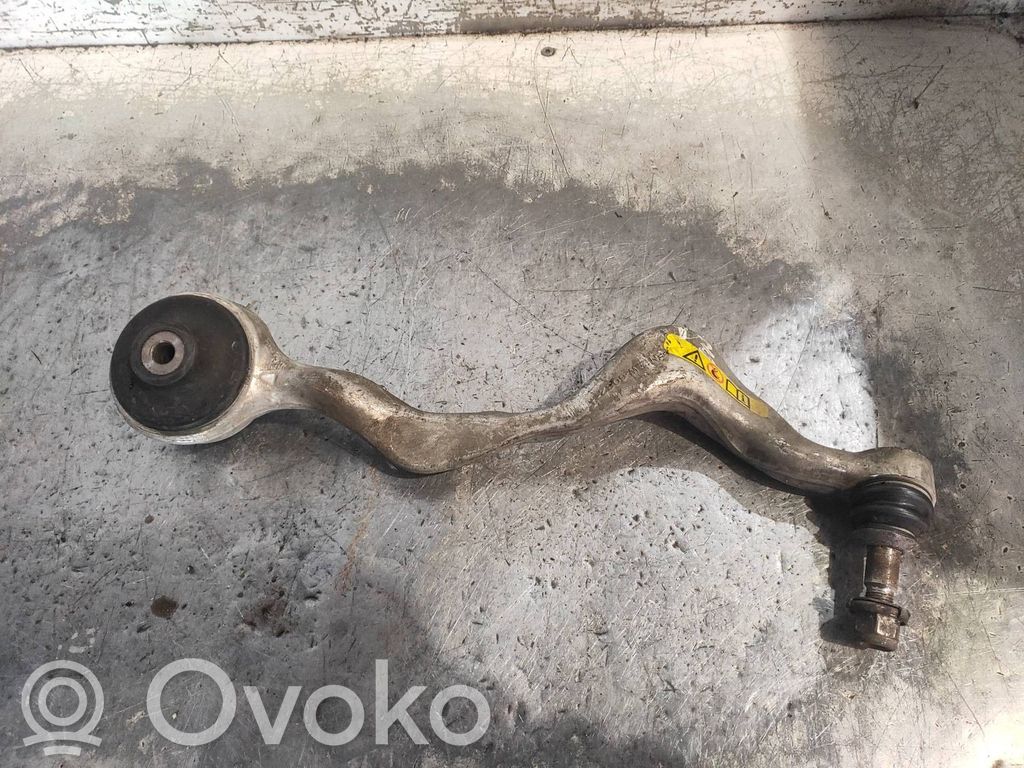 Brazo de suspensión delantero   31122405859