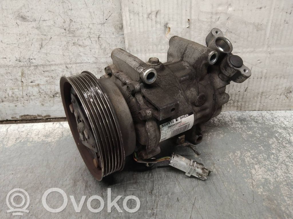 Renault Kangoo I Air conditioning (A/C) compressor (pump) 