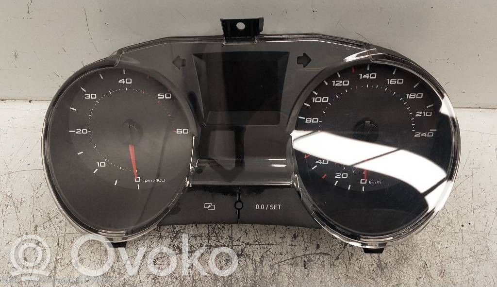 Seat Ibiza IV (6J,6P) Tachimetro (quadro strumenti) 