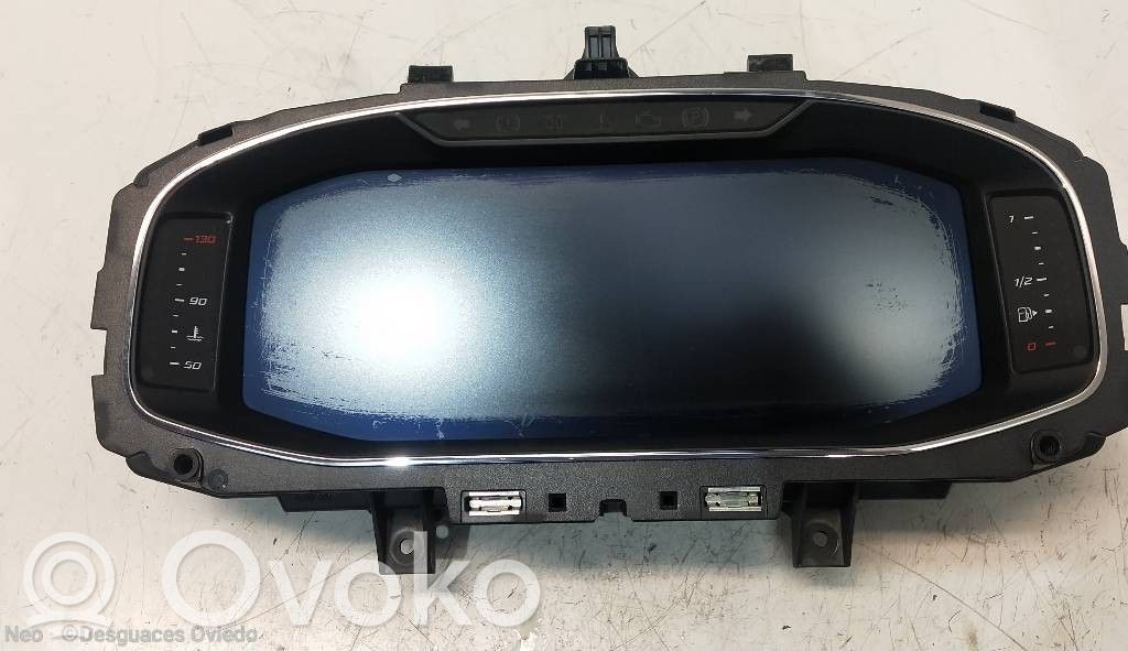 Seat Ateca Speedometer (instrument cluster) 