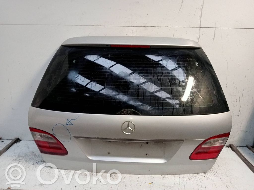 Tailgate/trunk/boot lid