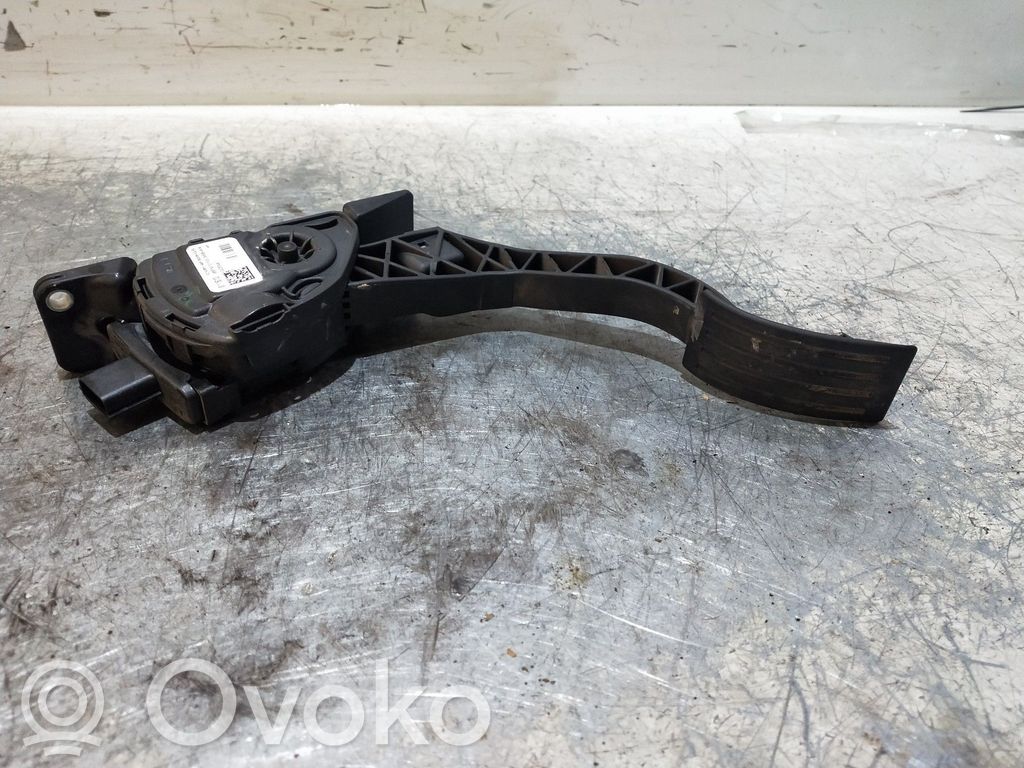 Acceleration sensor   CV619F836GB,6PV01036844