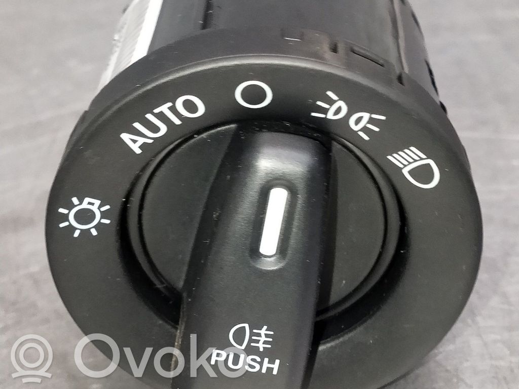 Panel lighting control switch   670019822,5PG18DX9AA