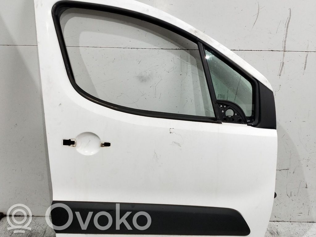 Porte avant   4P,08
