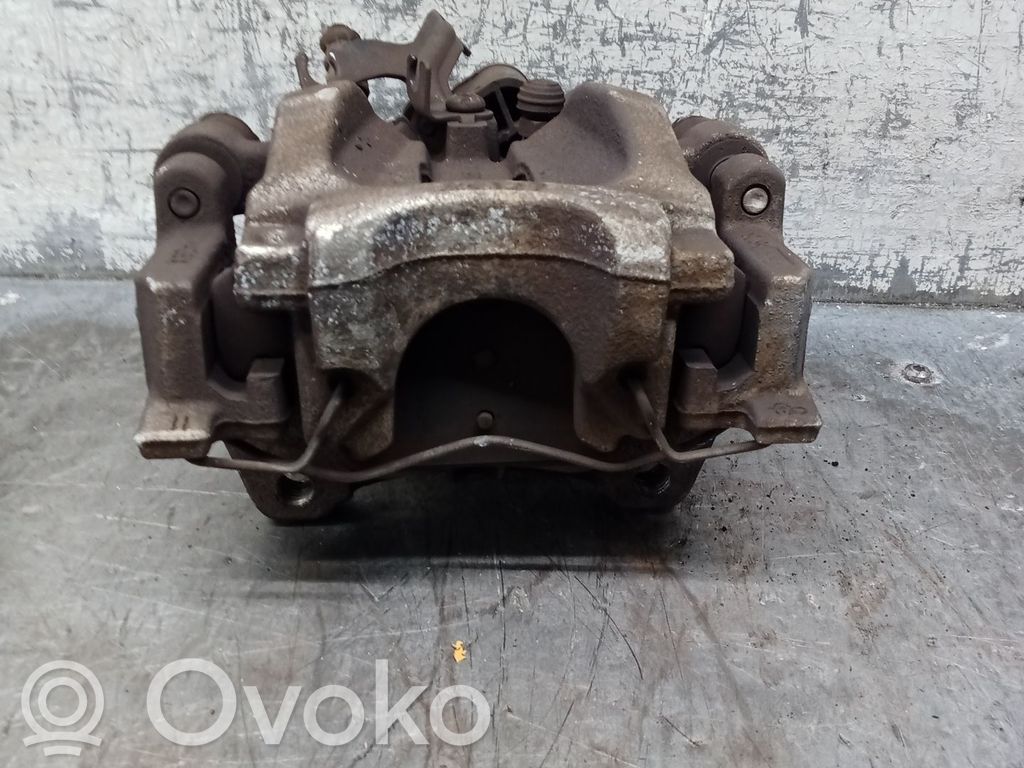 Support d'étrier arrière   JK722K327AA