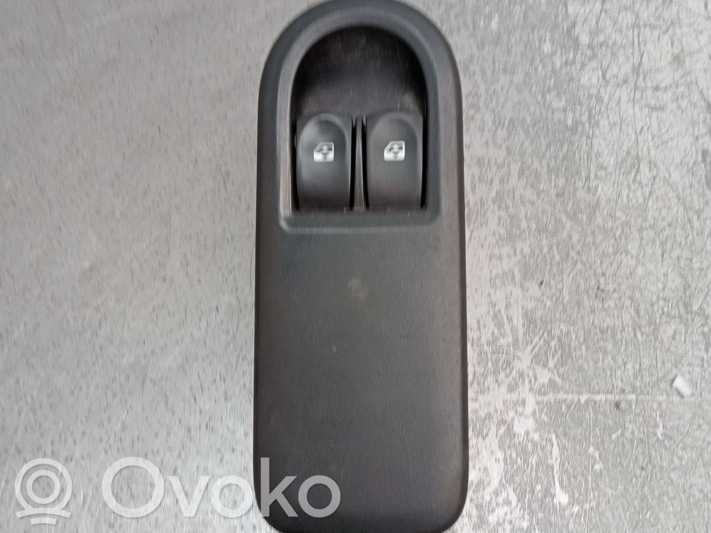 Electric window control switch   214943C,3P