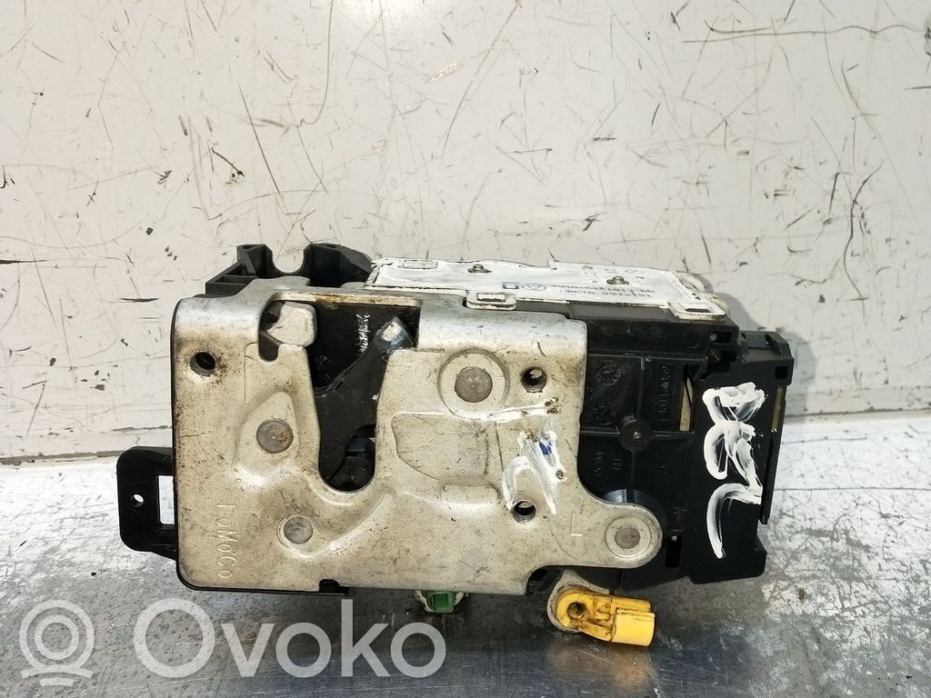 Jaguar S-Type Etuoven lukon moottori 