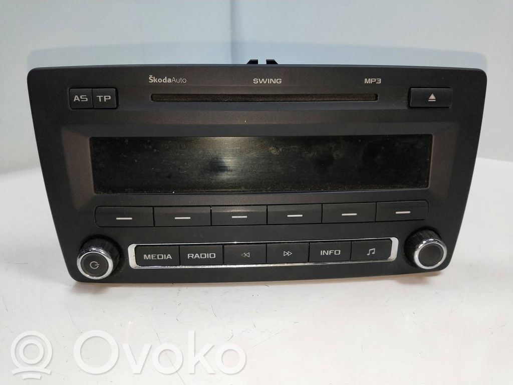 Skoda Octavia Mk2 (1Z) Unitate control sunet HiFi Audio 