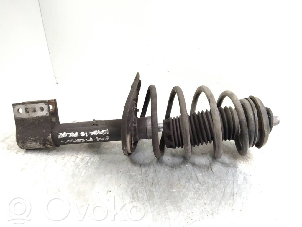 Front shock absorber with coil spring