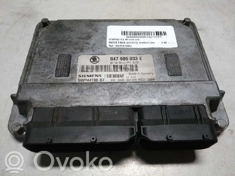 Skoda Fabia Mk1 (6Y) Engine control unit/module 