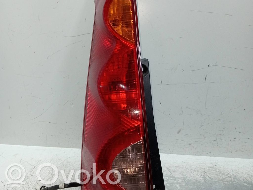 Rear/tail lights