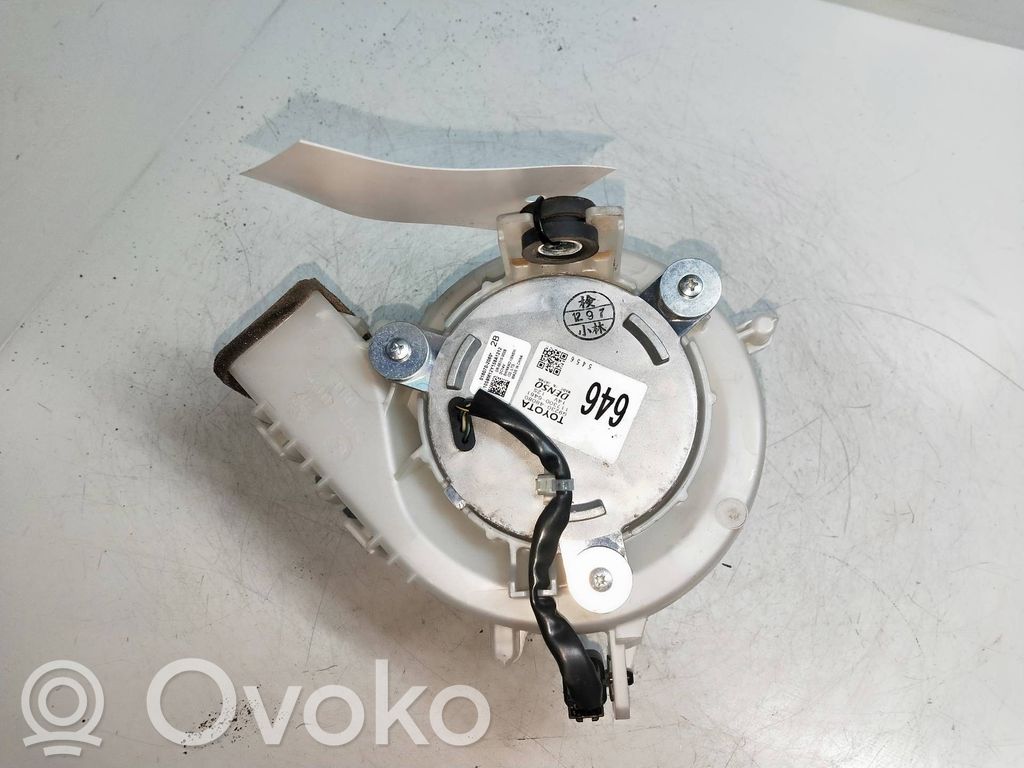 Toyota RAV 4 (XA30) Ventilator aerotermă 