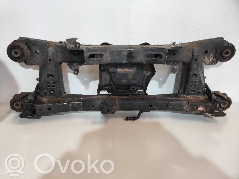 Toyota Avensis T270 Eje trasero con reductor 