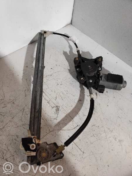 Regulador manual de la ventanilla delantera