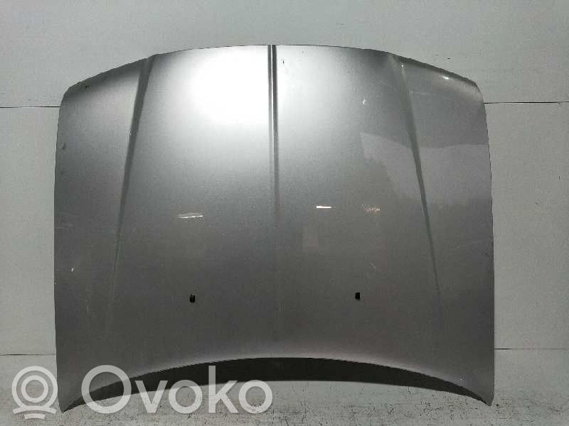 Couvercle, capot moteur