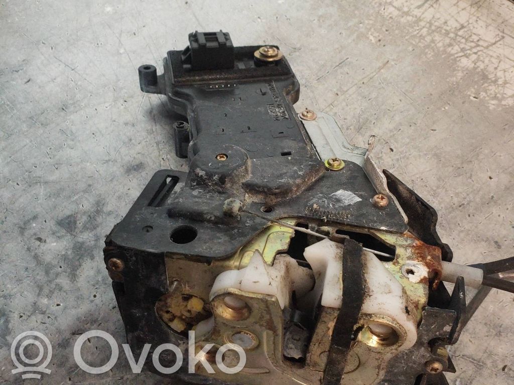 Mazda 2 Bloķēt motoru 
