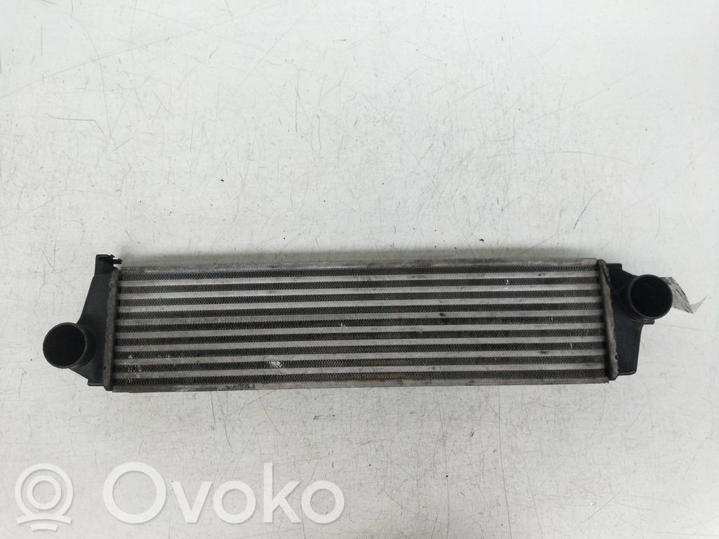 BMW 3 E36 Радиатор интеркулера 