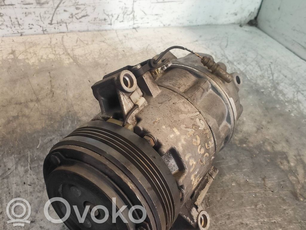 BMW 3 E46 Ilmastointilaitteen kompressorin pumppu (A/C) 