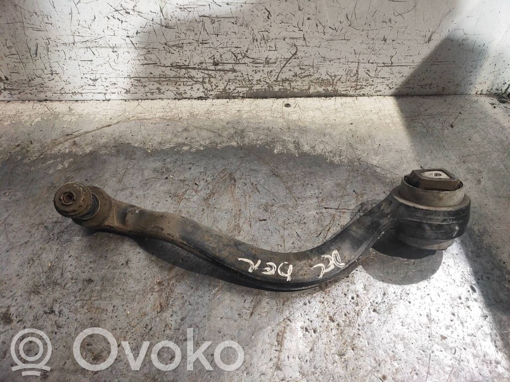 Front control arm   677395005