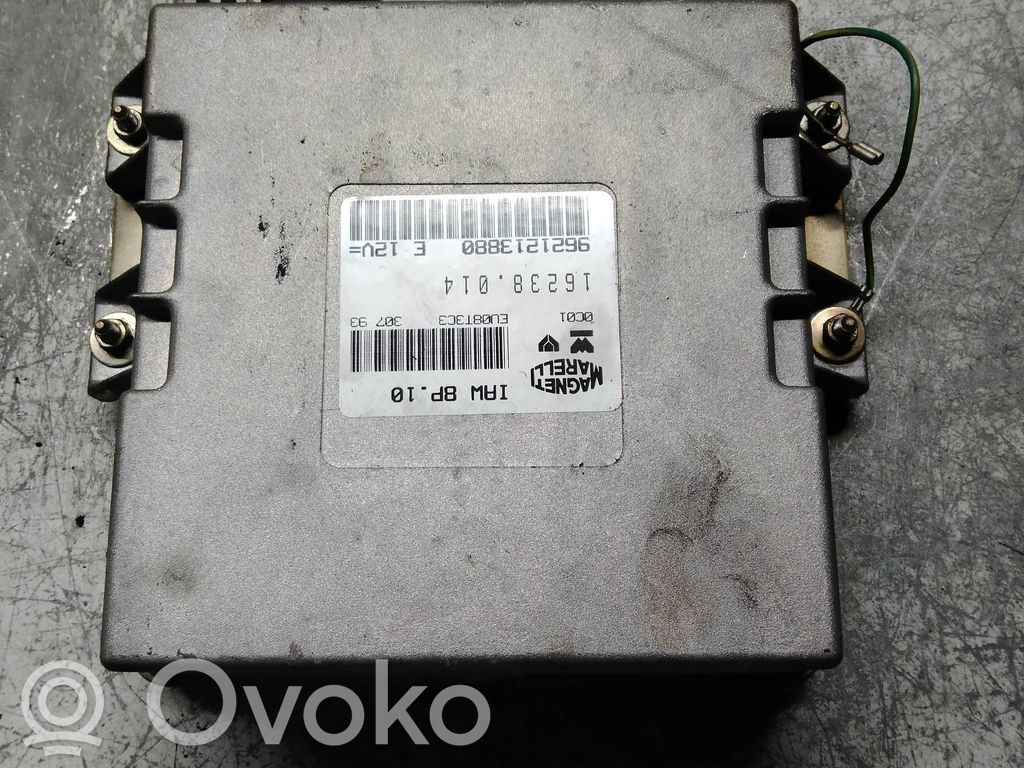 Engine control unit/module   IAW8P10,9621213880,16238014