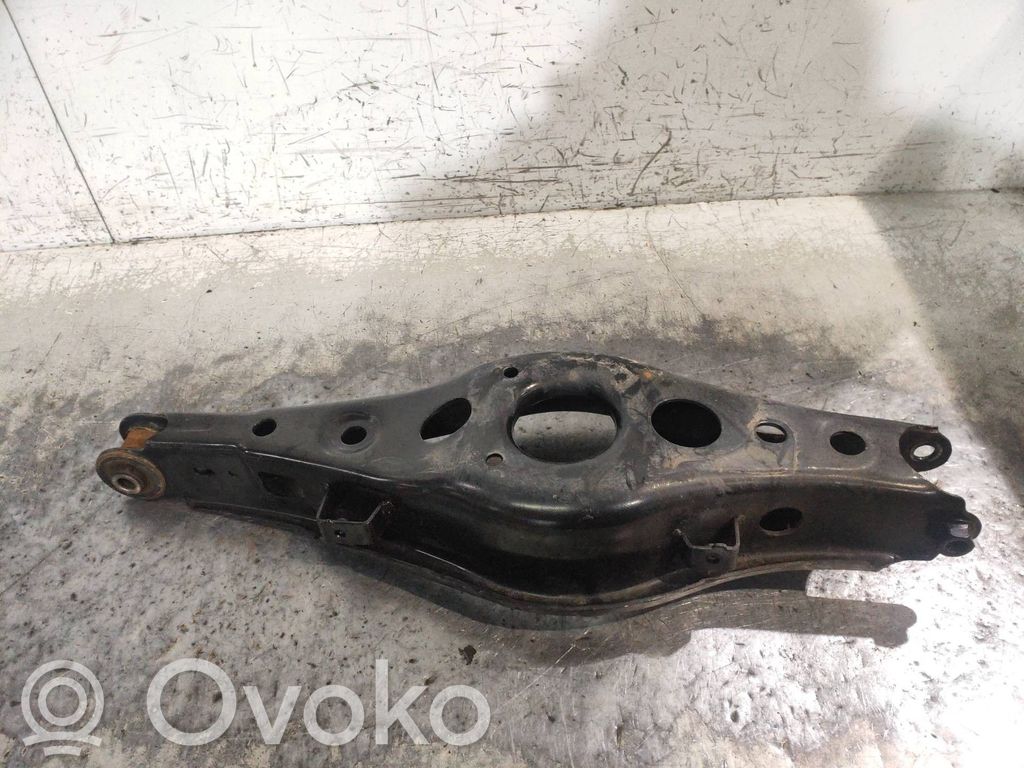 Rear control arm