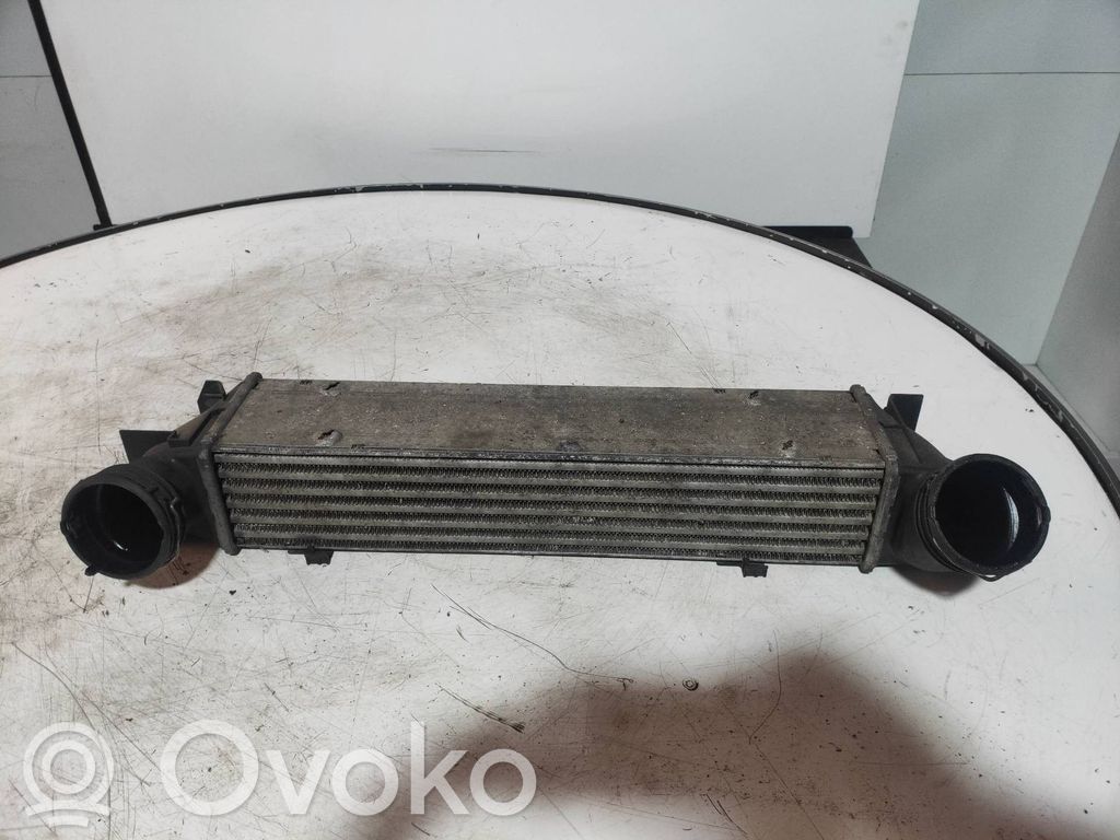 BMW 3 E90 E91 Interkūlerio radiatorius 