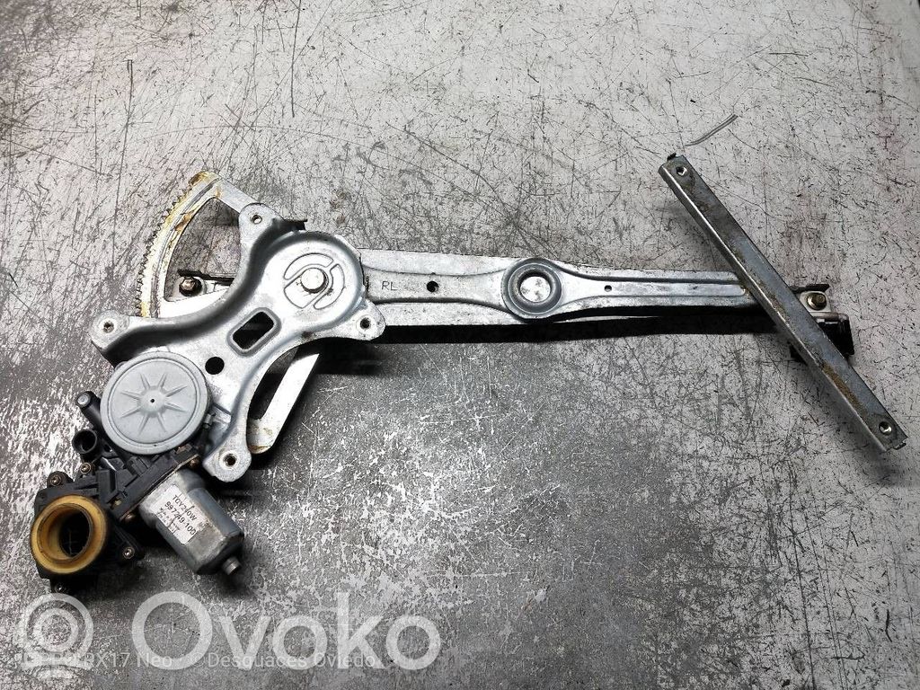 Toyota Corolla E120 E130 Meccanismo di sollevamento del finestrino posteriore senza motorino 