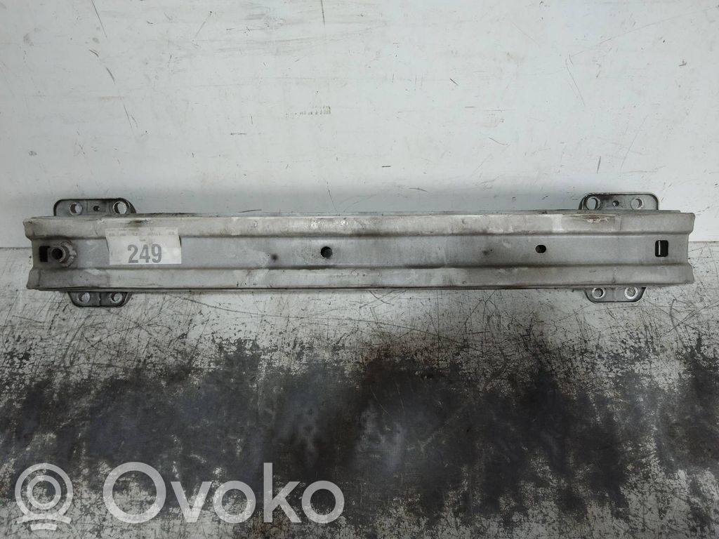 Front bumper mounting bracket