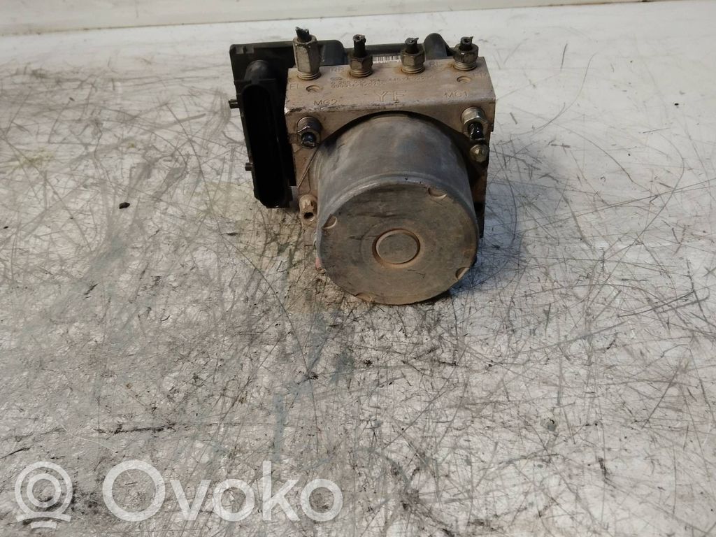 Toyota Auris 150 ABS-pumppu 