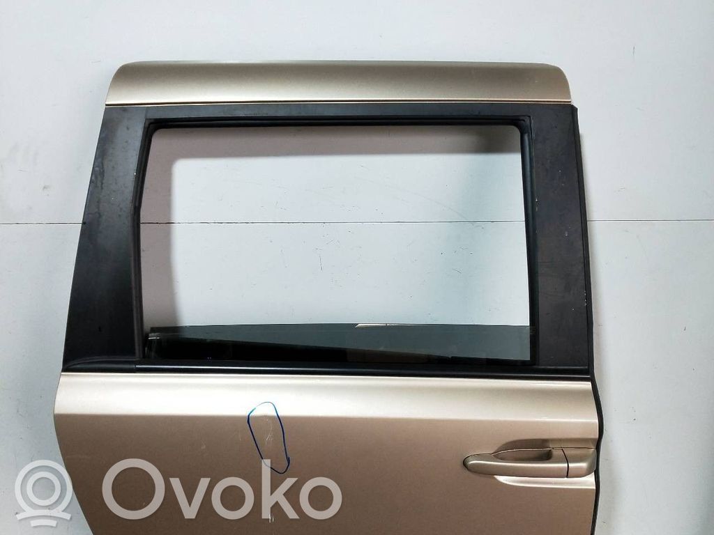 Side sliding door