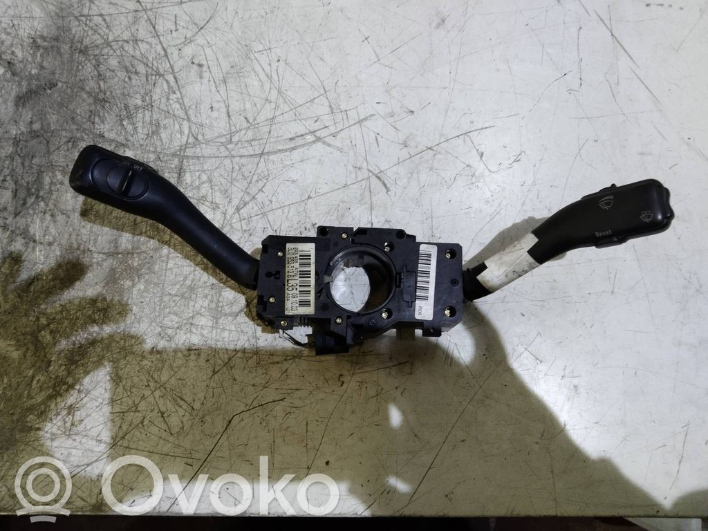 Interruptor de control del panel de luces   3UO953513B