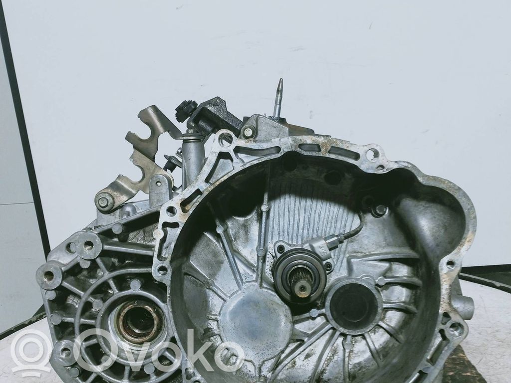 Chevrolet Nubira Cutie viteze manuală cu 5 trepte 