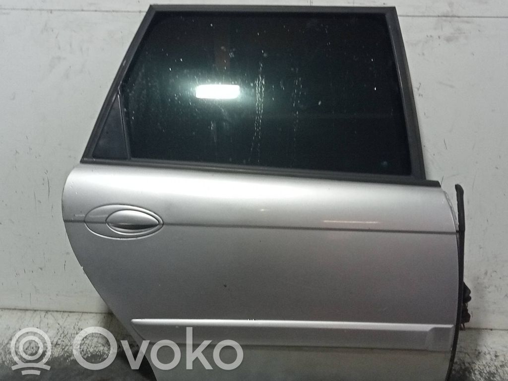 Rear door
