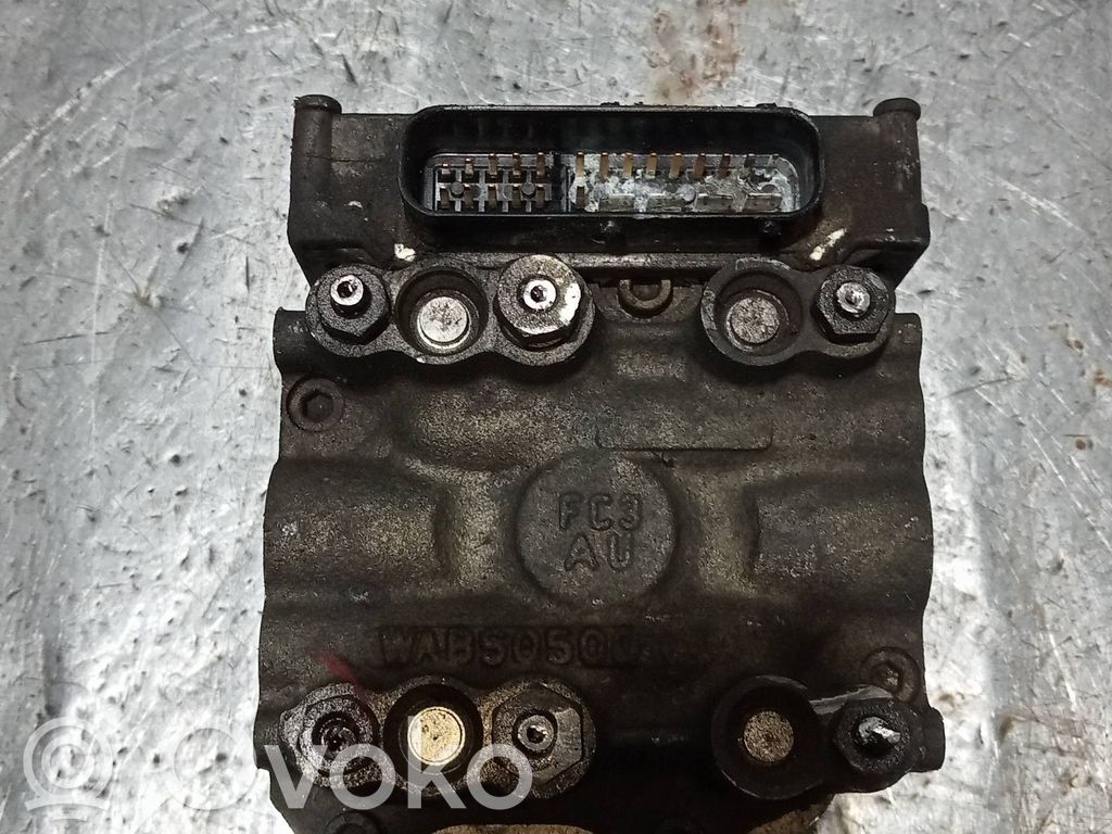 Ford Mondeo MK II ABS-pumppu 