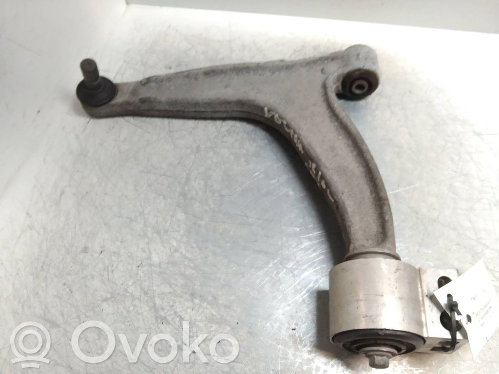 Opel Vectra C Wahacz przedni 